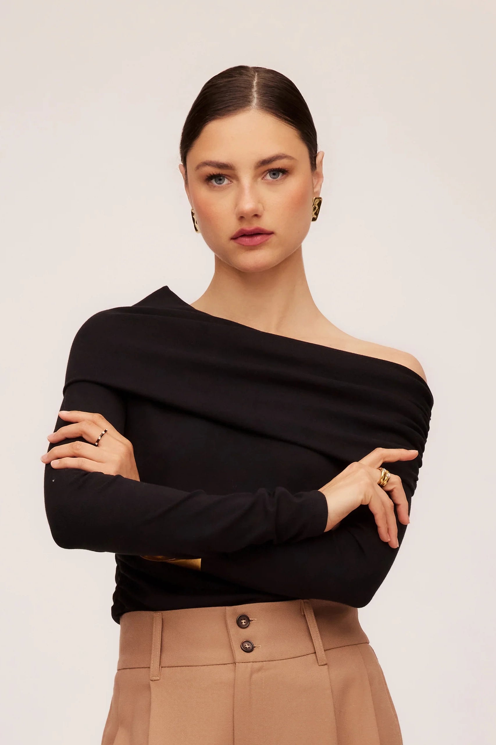 Fifteen Twenty One Shoulder Top