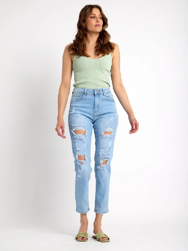 Jean mom fit déchiré